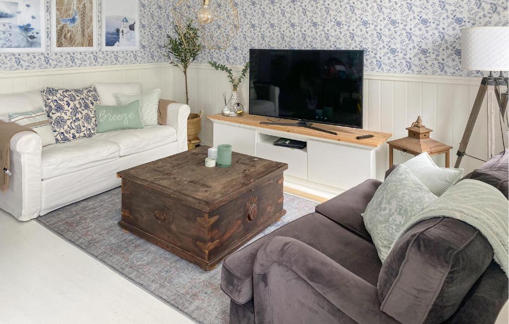 3 Bedroom Gorgeous Home In Sffle photo 4