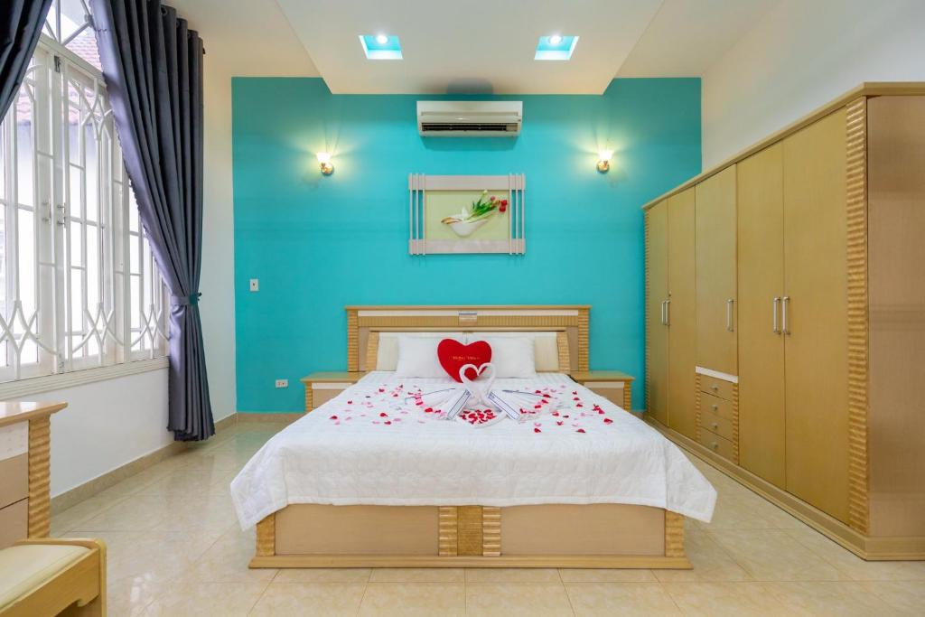 Victory Villa 5 Phòng Ngủ - Bida - Dàn Karaoke - Sân Vườn - Hồ Bơi To - Gần Biển