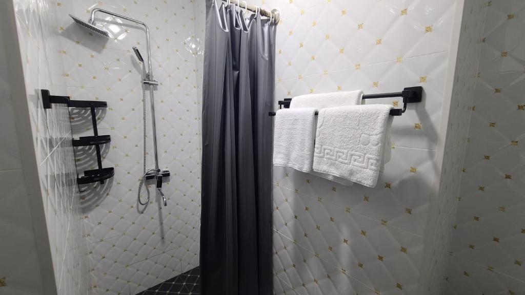Royal Hotel photo 4