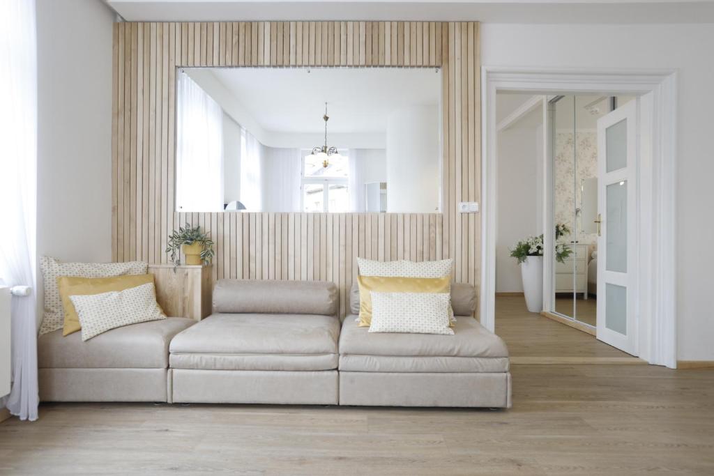 Boutique Pension Ametyst - Tap to explore photos