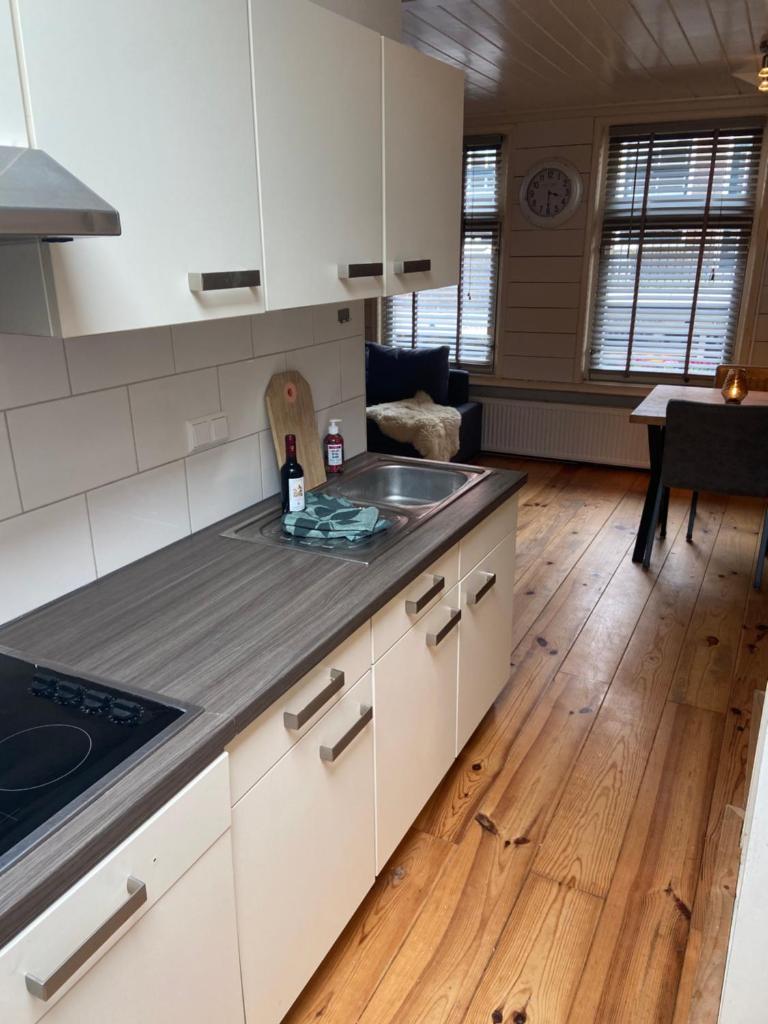 Cosy apartment at the lake in Volendam photo 4