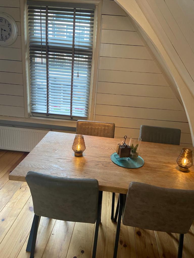 Cosy apartment at the lake in Volendam photo 2