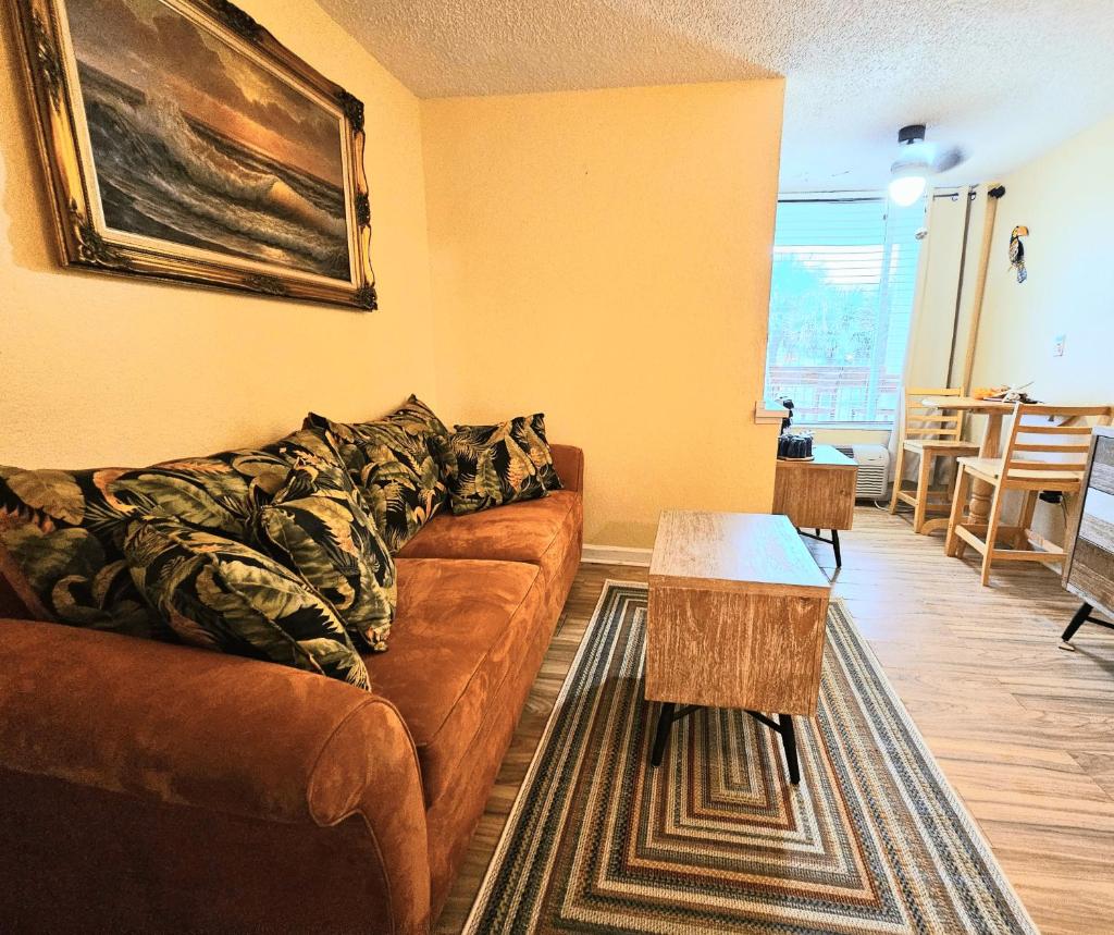 Oceanfront Escape With Balcony and heated salt water pool! photo 3