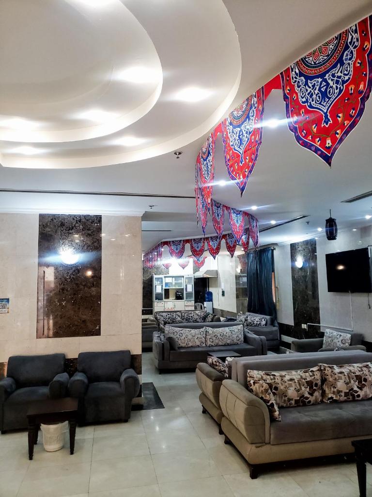 قلف الرائدة رحاب توصيل مجاني للحرم على مدار 24 ساعة photo 3