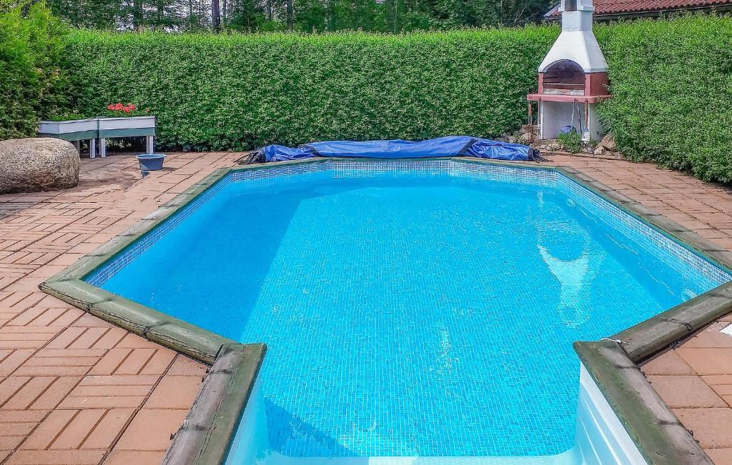 Gorgeous Home In Gemla With Private Swimming Pool, Can Be Inside Or Outside photo 4