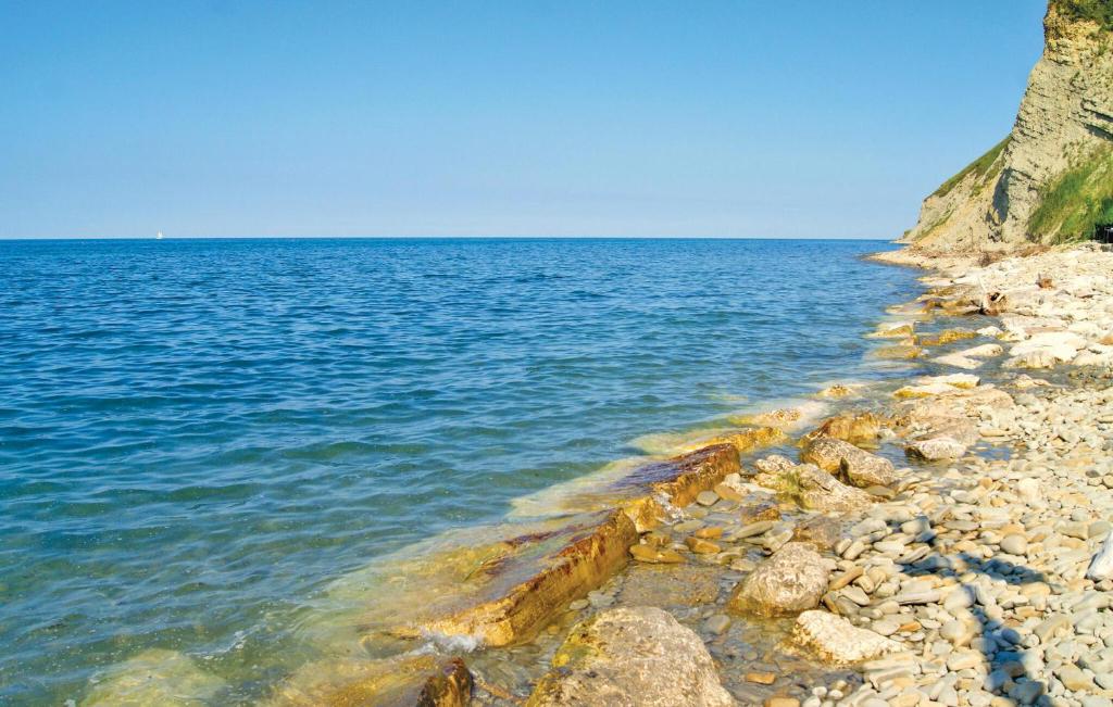 2 Bedroom Pet Friendly Home In Civitanova Marche photo 3