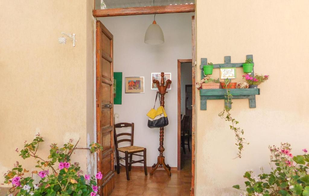 2 Bedroom Pet Friendly Home In Civitanova Marche photo 4
