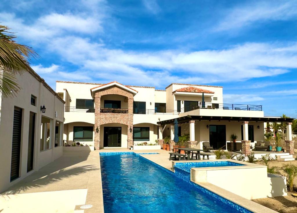 Brand NEW Casita Clásica photo 2