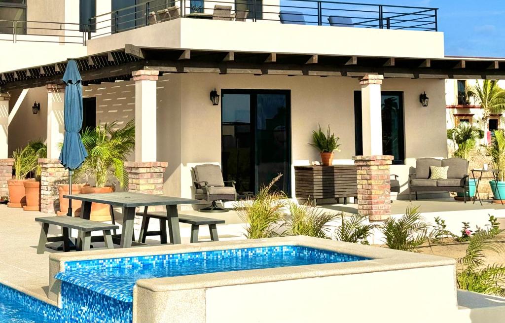 Brand NEW Casita Clásica photo 1