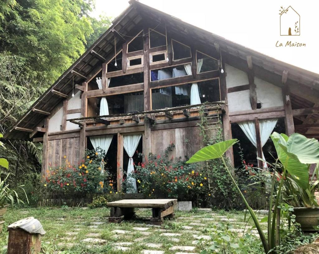 La Maison SAPA - Mountaineer