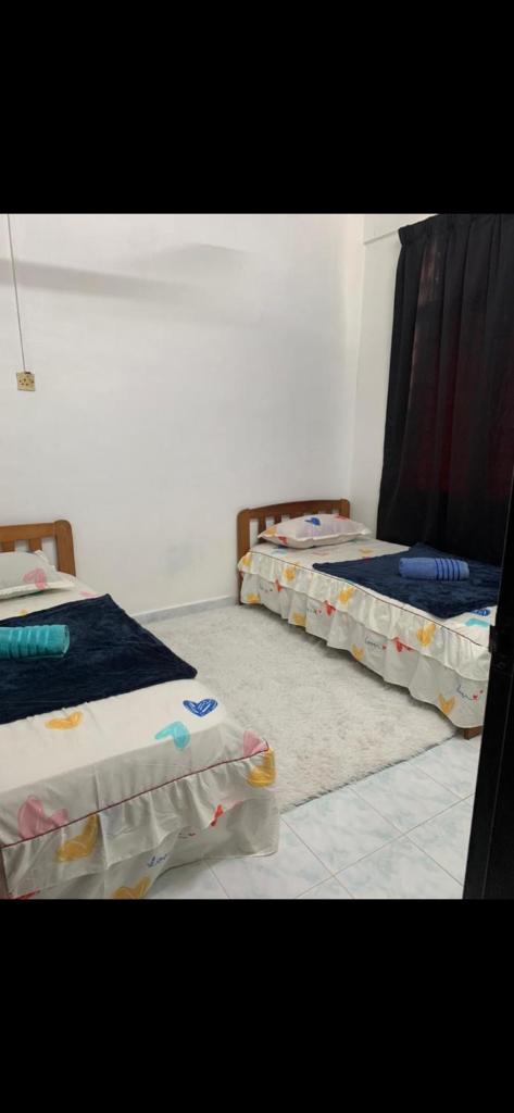 R&R HOMESTAY TAMAN HARMONI photo 4