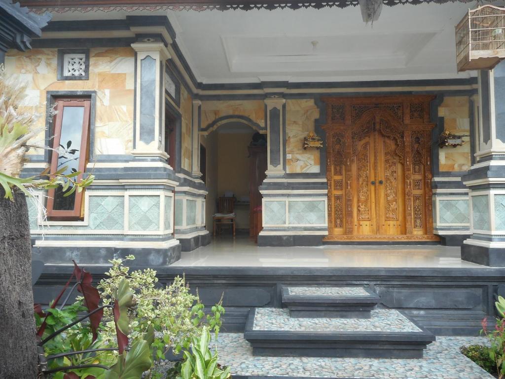Kadek Homestay