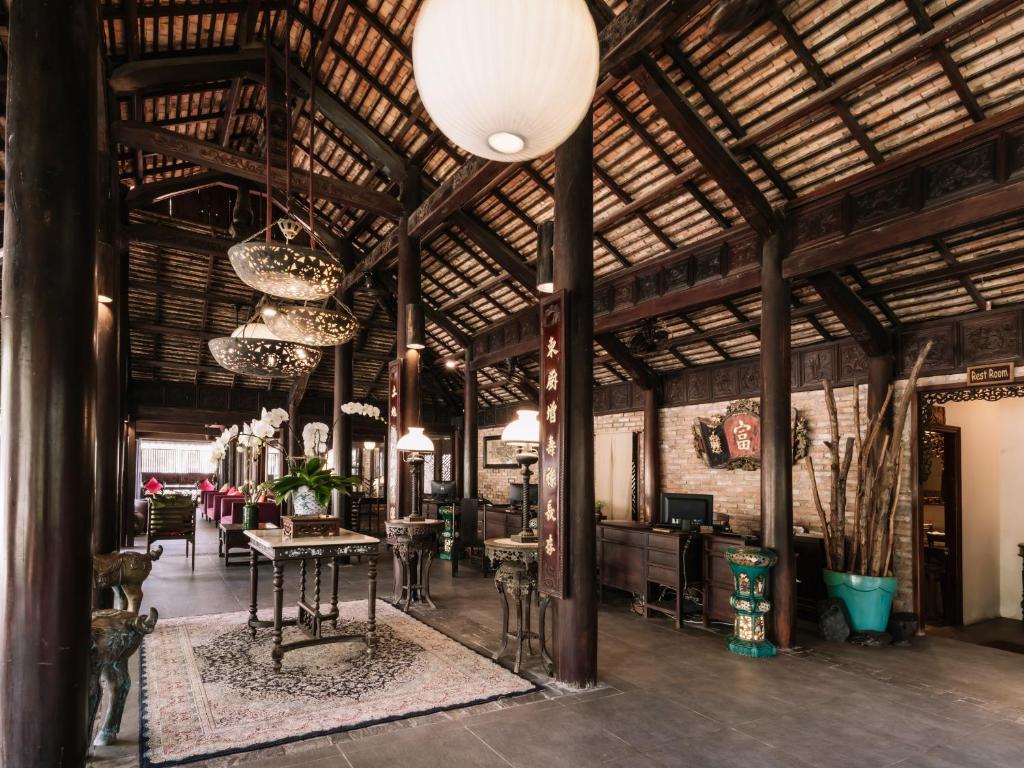 Hồ Tràm Beach Resort & Spa 