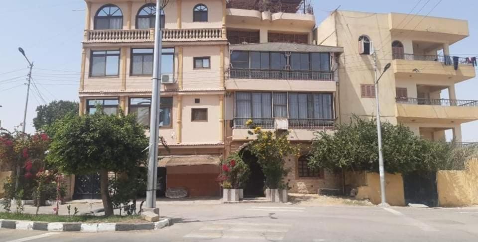 luxor west bank photo 1