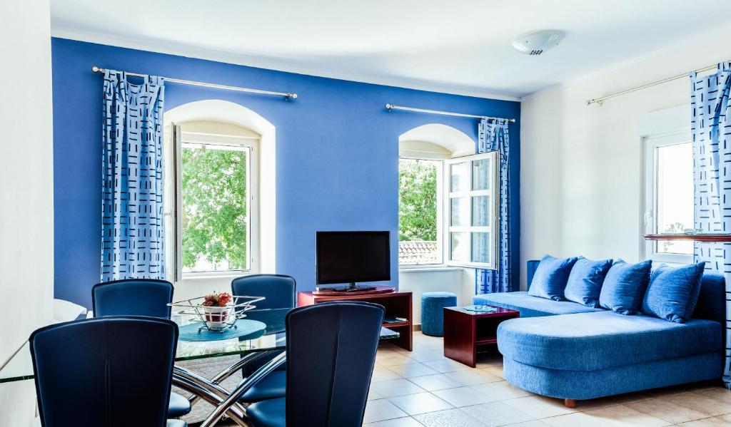 Апартаменты (Апартаменты-студия с видом на море), Kezman Apartment