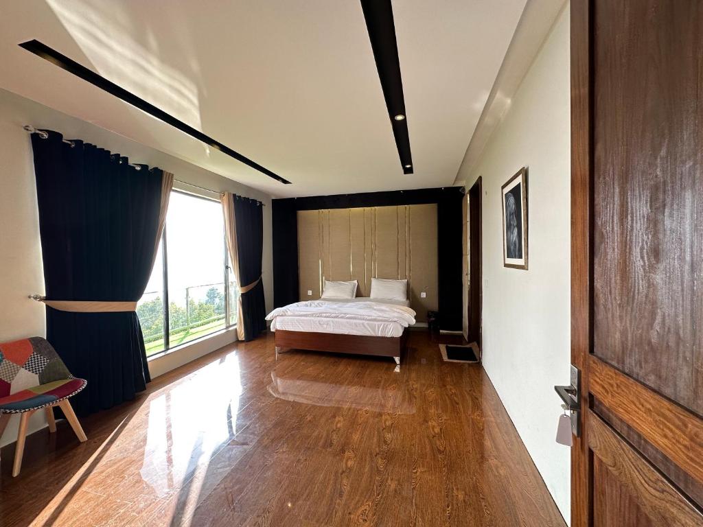 Hotel Tower 92, Nathia Gali photo 4