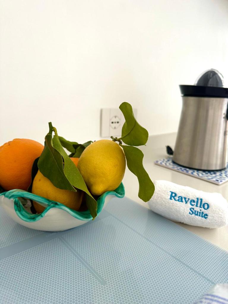 Ravello suite photo 2