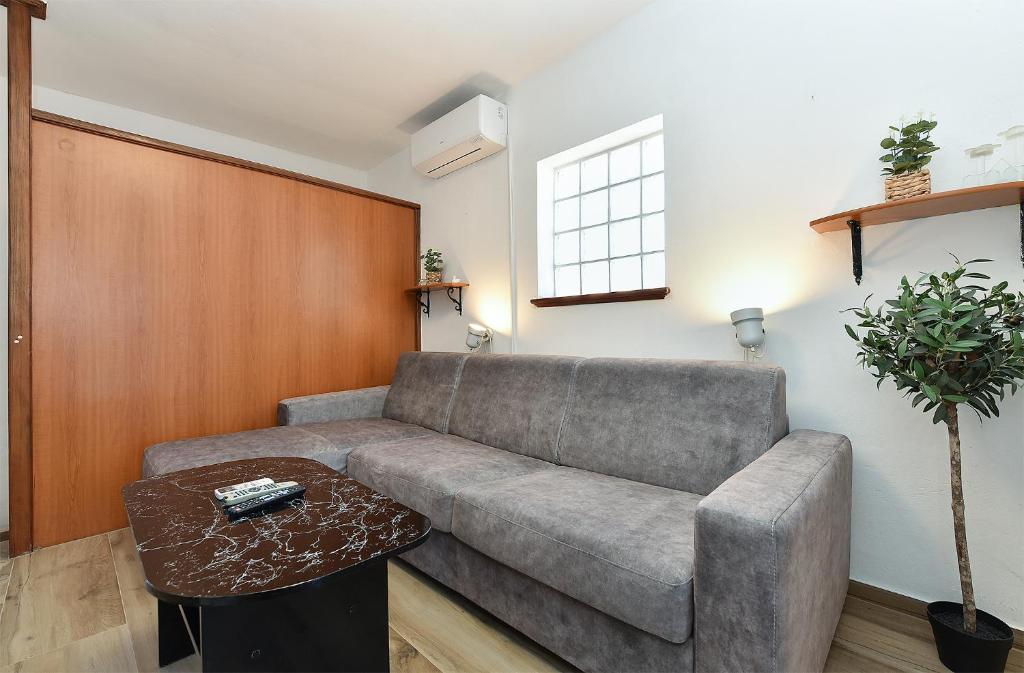 Apartment Vili 351 - Tap to explore photos