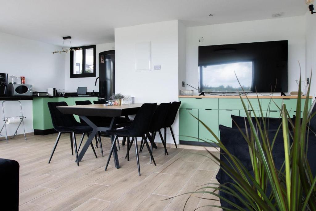 Royal Suites Dalia - מתחם עם 4 סוויטות מהממות, בריכה מחוממת וג'קוזי photo 2