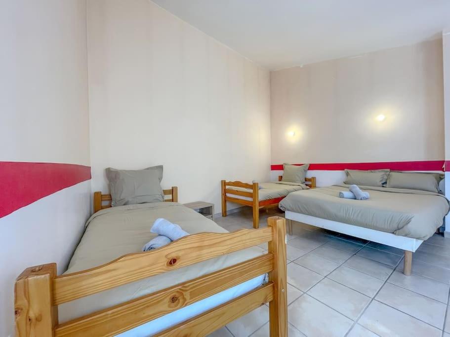 Charmante Maison de Village - Plages 30' photo 2