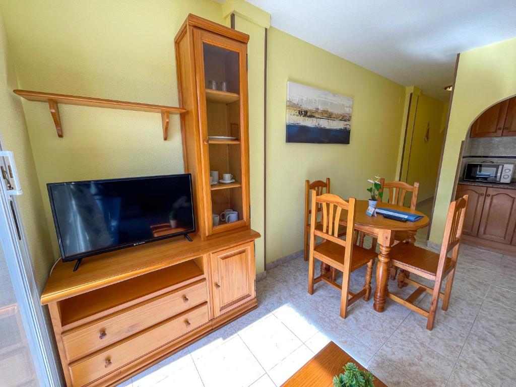 Apartamentos Costa Azahar 3000 - Tap to explore photos