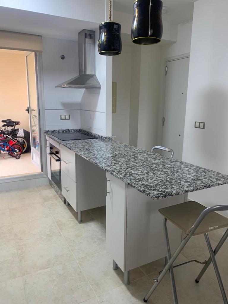 Apartamento familiar con gran piscina photo 2