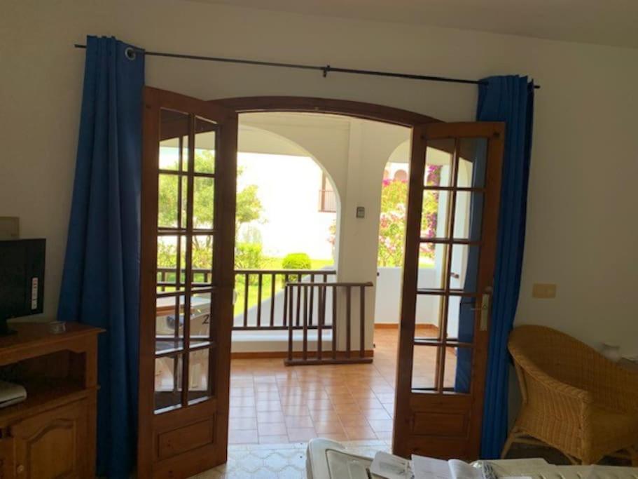 Apartamento Primera Linea de Playa Son Bou photo 4