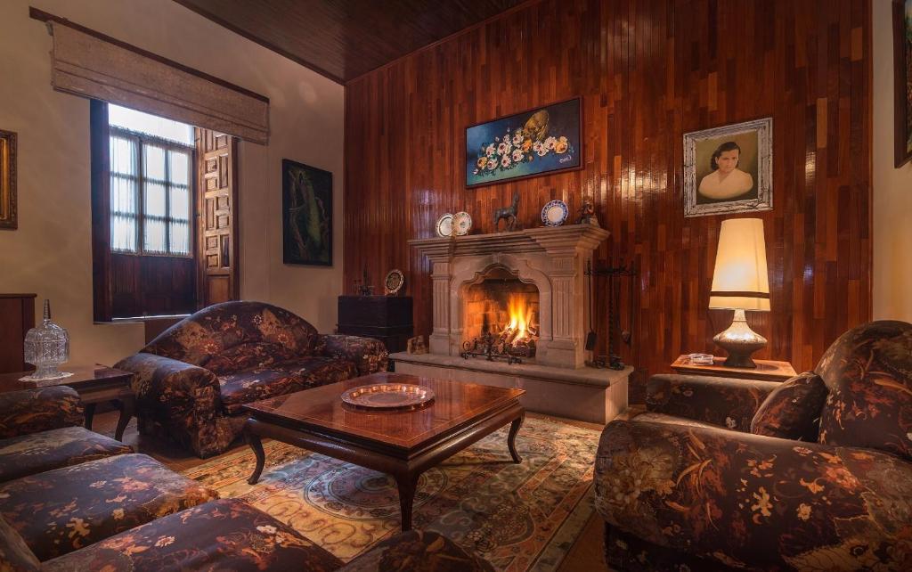 La Casa B & B