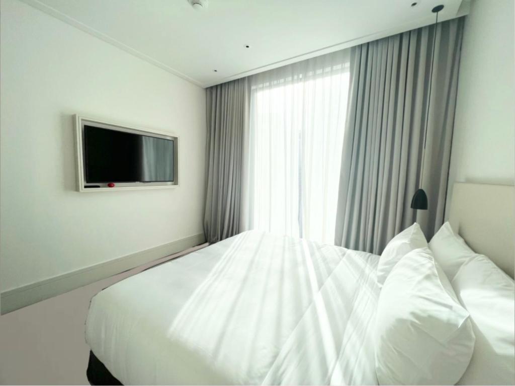 Most City Area Lux Studio photo 2