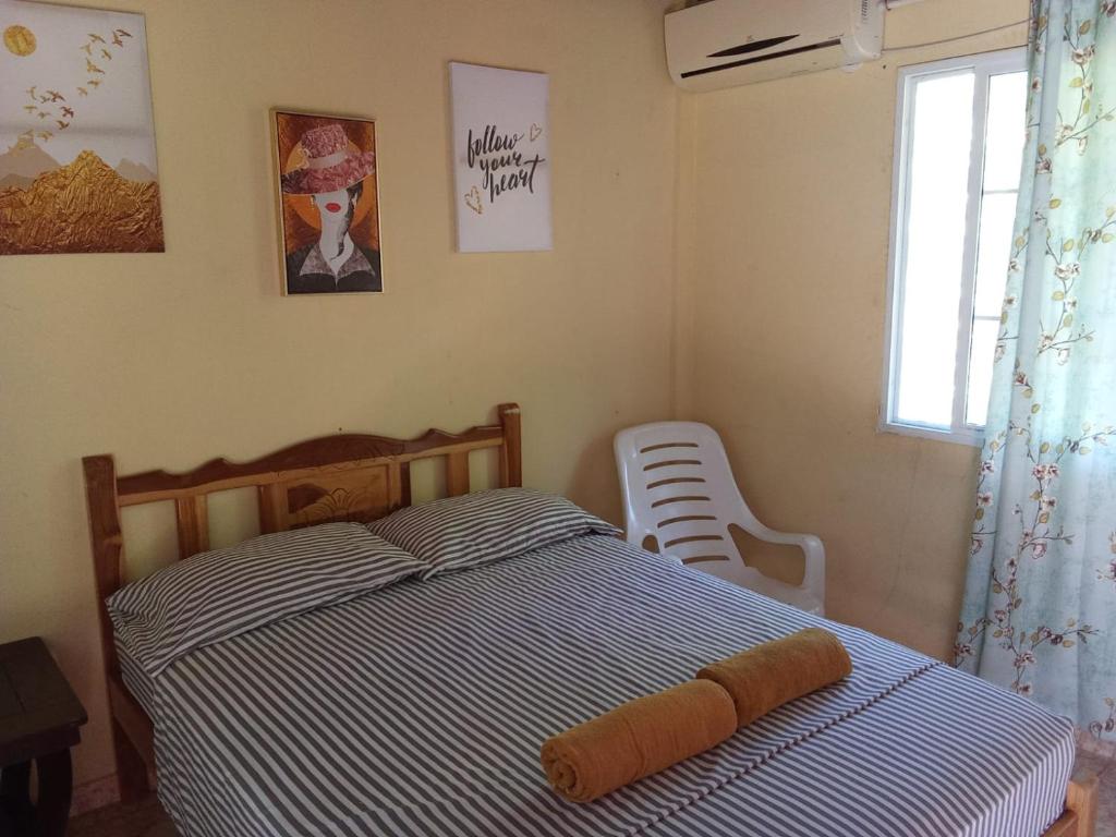 Oceans Hostal photo 3