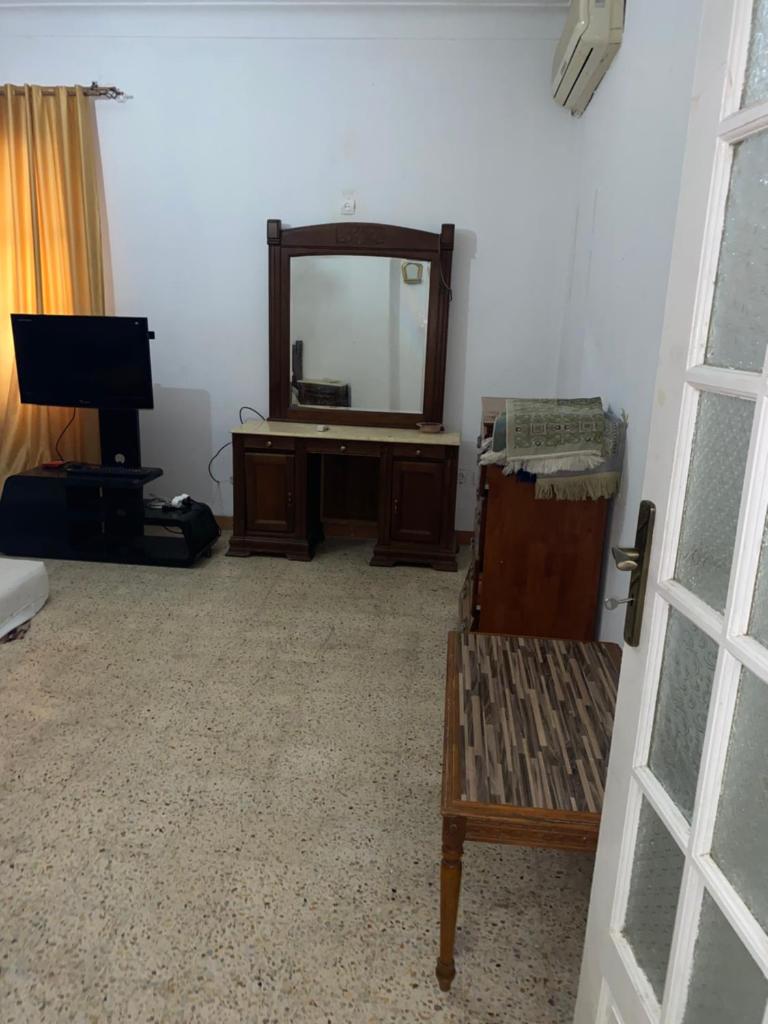 Rue Mohamed khoudi El Biar photo 2