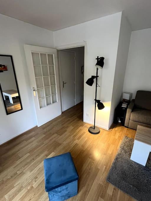 Appartement / Studio avec Balcon photo 3
