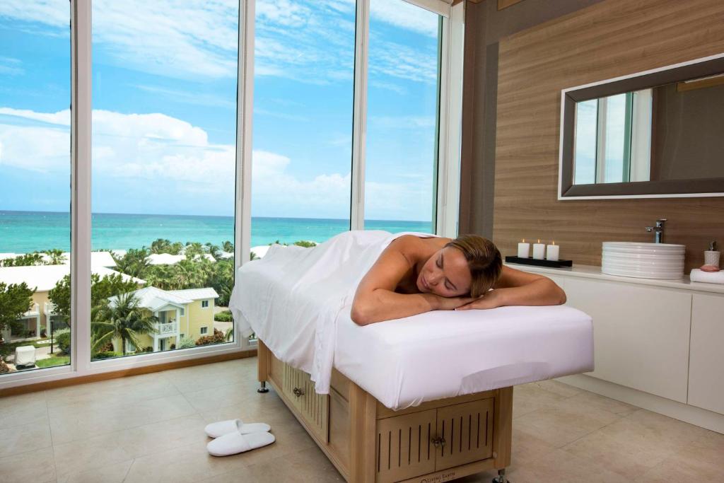 Hilton at Resorts World Bimini photo 2