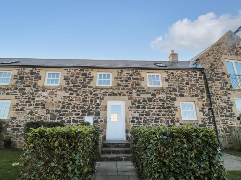 Low Croft photo 1