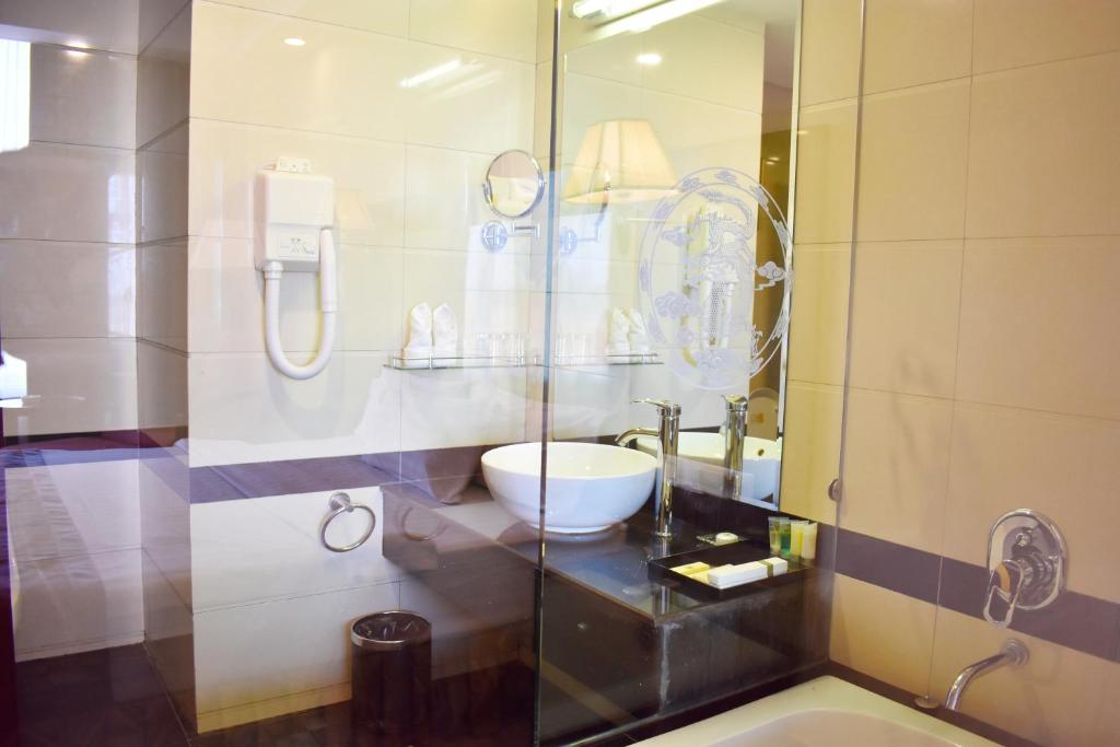 Ha Tien Vegas Entertainment and Resort photo 2