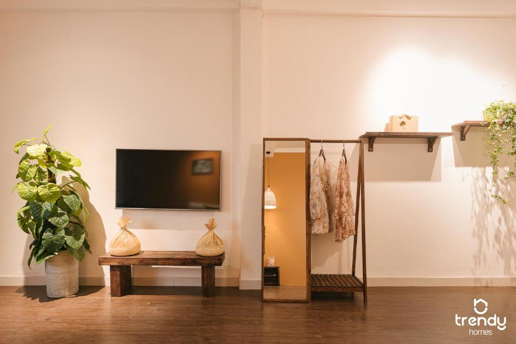 OH Trendy APARTMENT PNL