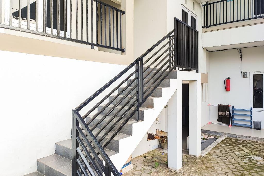 RedDoorz Syariah near Lapangan Persijam Jambi photo 1