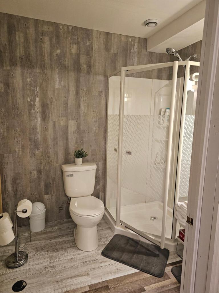 Quad-Ks Cozy & Private Guest Suite photo 4