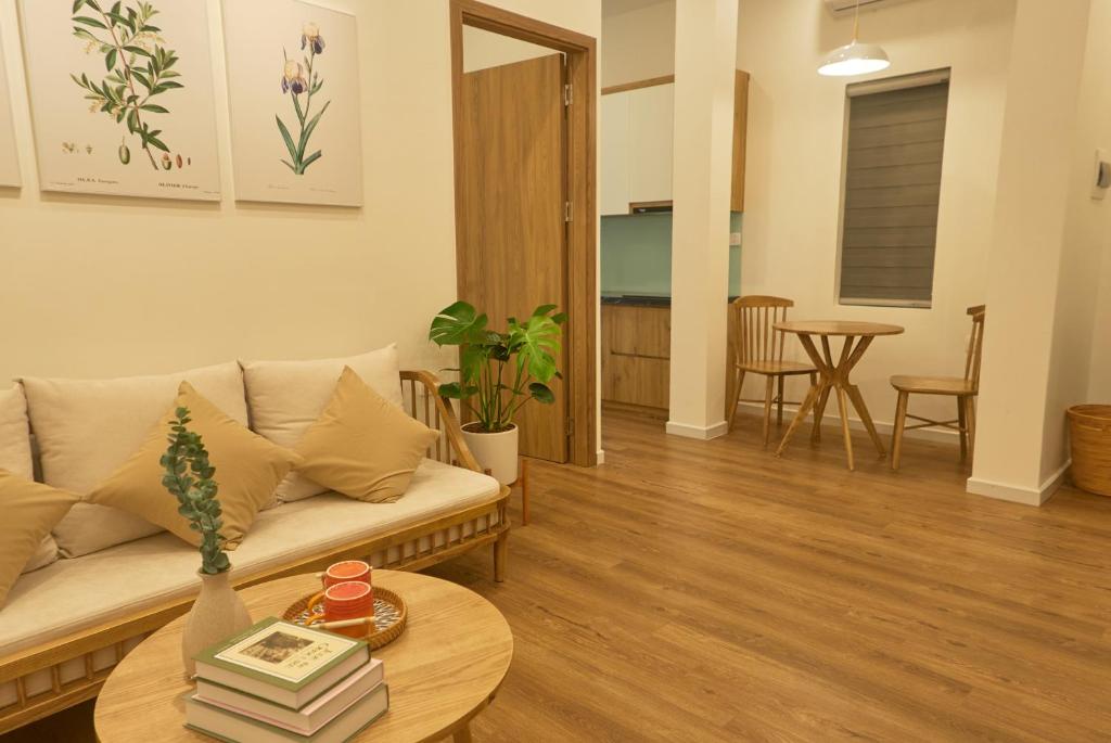 Hanoi Shouten - Staycation