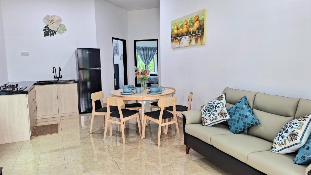 Ocean Cottage 1, Radiant Teluk Sari