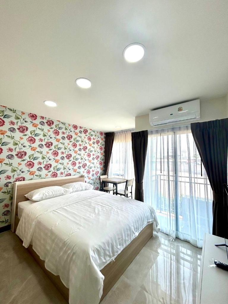 Arunsakhon luxury condo photo 4