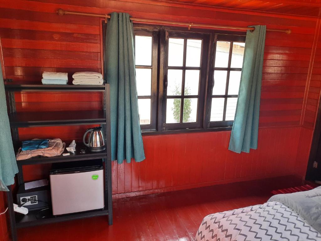 Lucky Bungalow photo 2