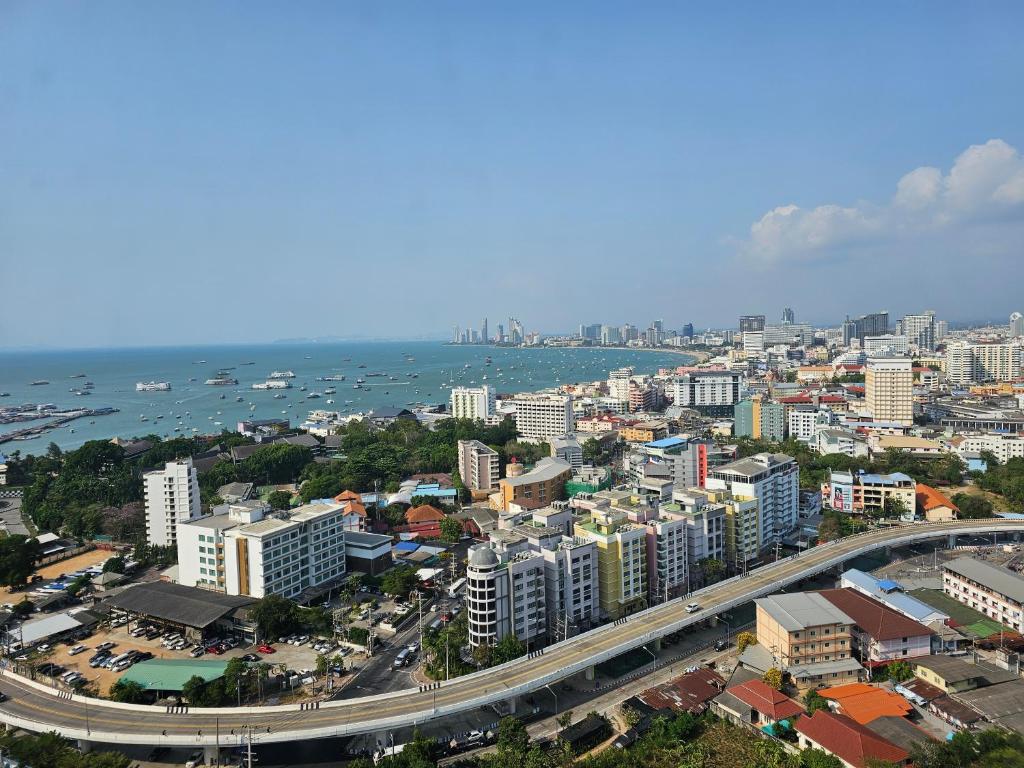 Condo Pattaya Seaview photo 1