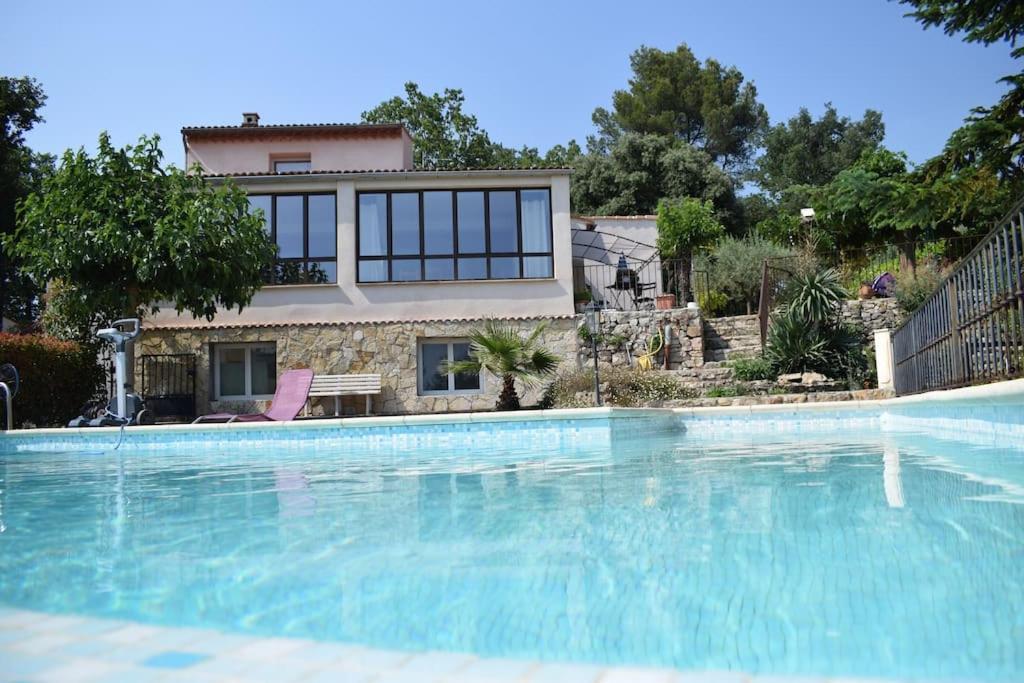 Villa provençale photo 1
