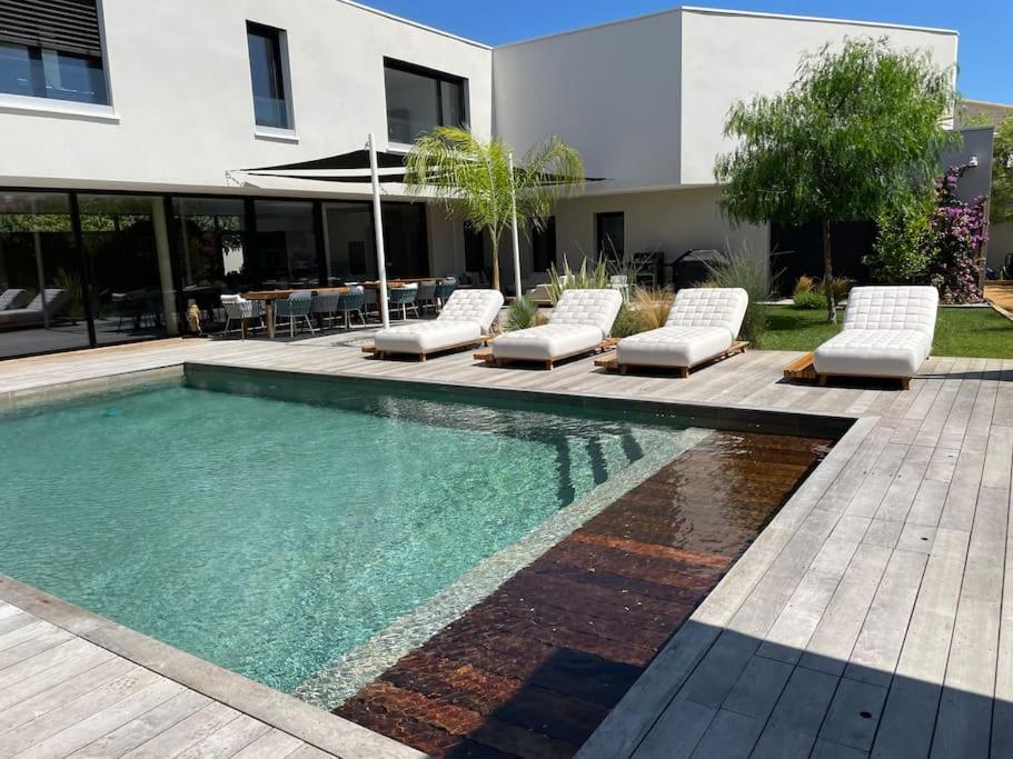 Villa de luxe piscine jacuzzi photo 3