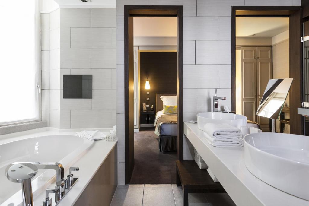 Сьюит (Люкс с 1 спальней и диваном-кроватью), Hôtel Duo