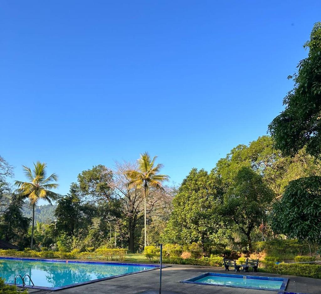 Kothmale Holiday Resort photo 1