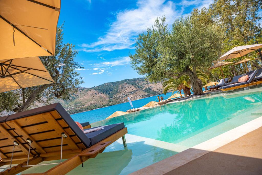 Plataria Seaside Resort photo 1