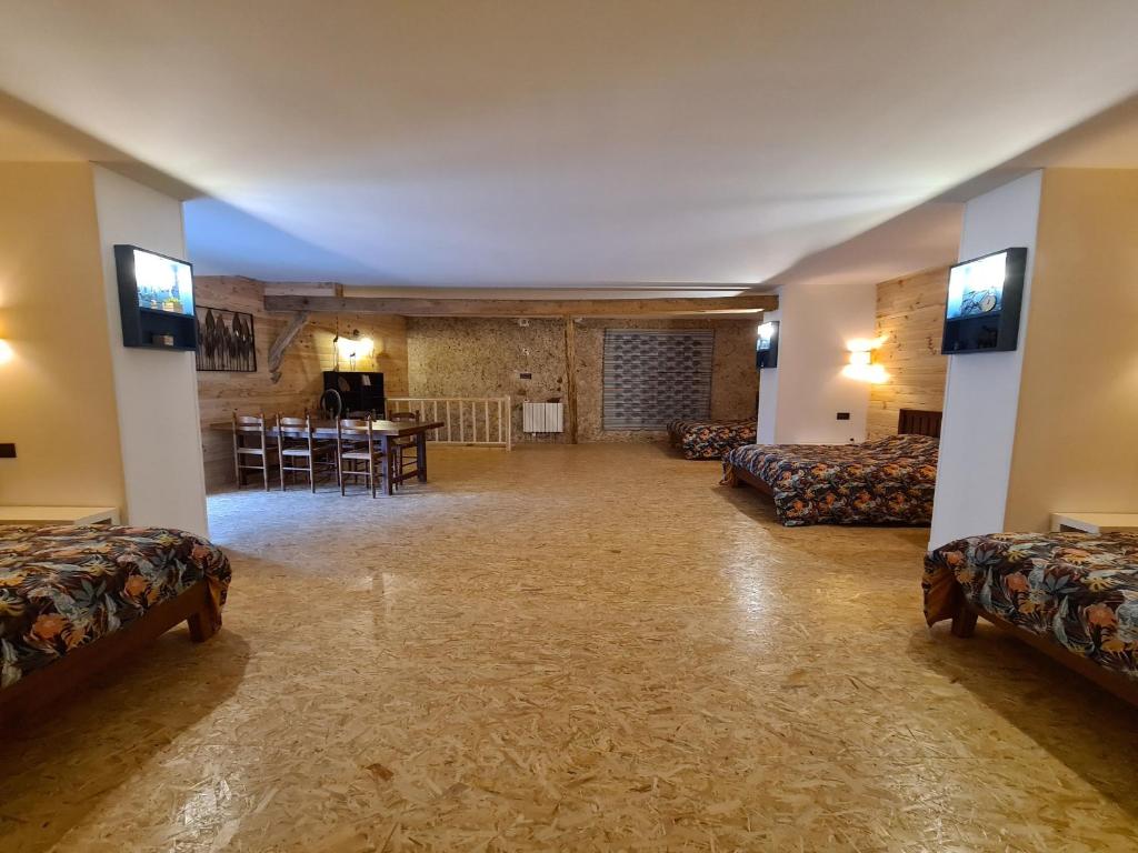 Gîte Orsennes, 3 pièces, 16 personnes - FR-1-591-355 photo 2