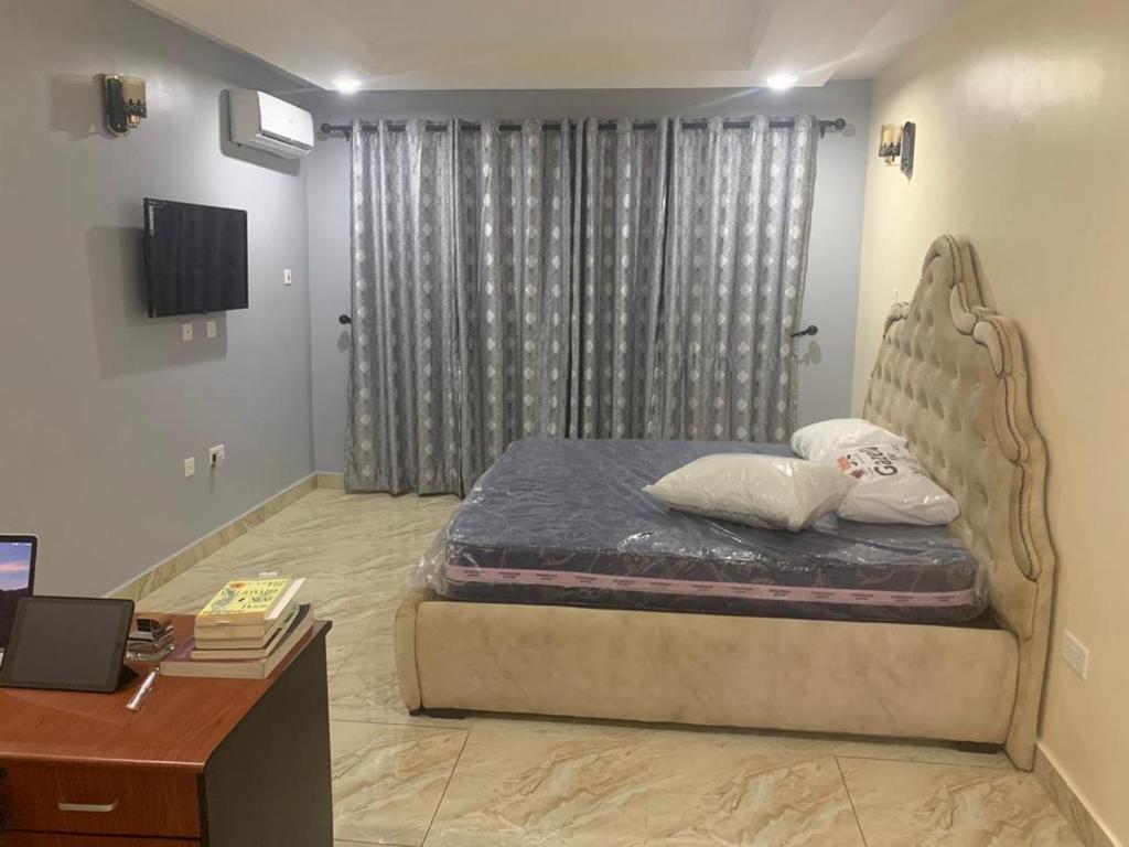 3 bedroom furnished apartment for rent